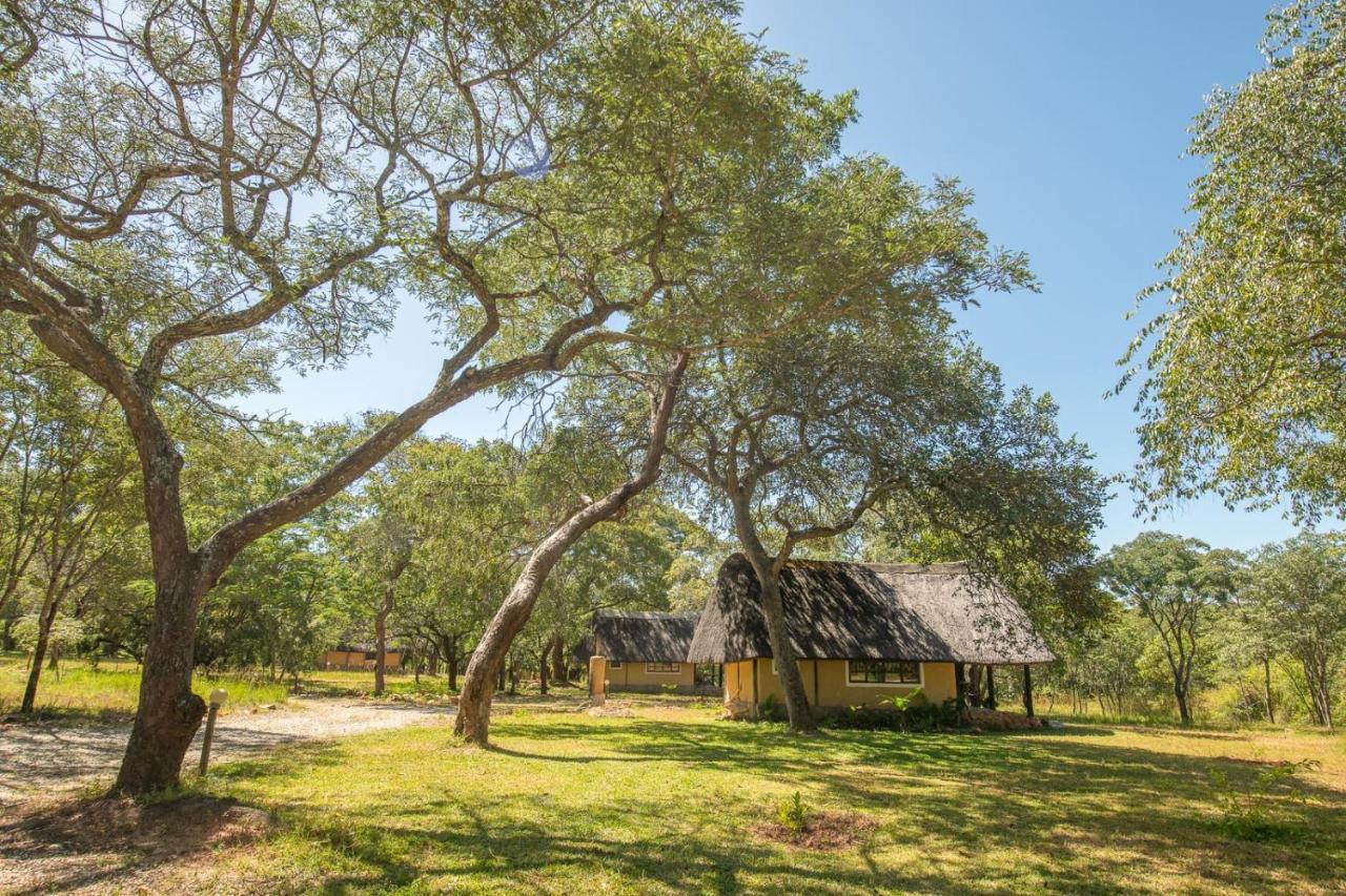 Villa Pioneer Camp à Lusaka Extérieur photo